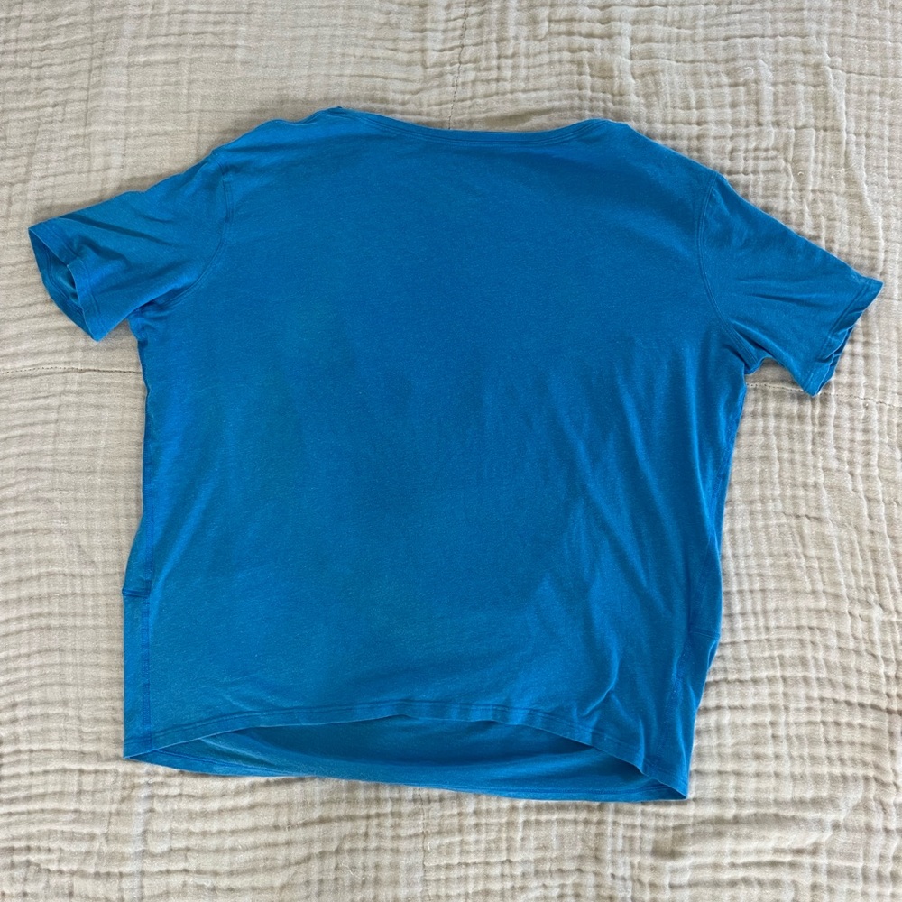 Lululemon Back in Action Short Sleeve Shirt